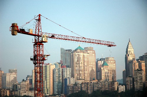 楼市“量跌价不跌”或引调控升级