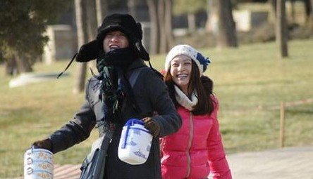 高房价下全国五大裸婚城市出炉(组图)