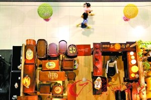 家具业欺诈现象普遍 密度板贴层皮变实木家具