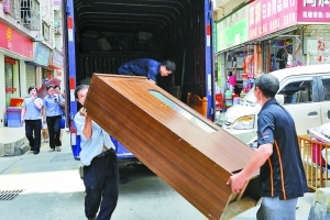 租客纷纷迁关外住大房 地铁周边房东牛起来